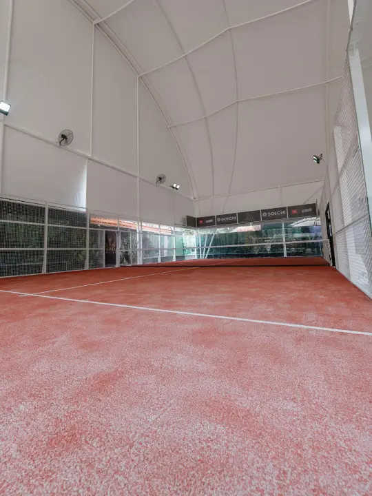 Court under the high canopy