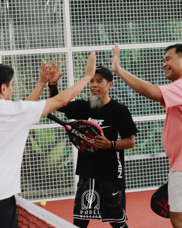 Players high-fiving